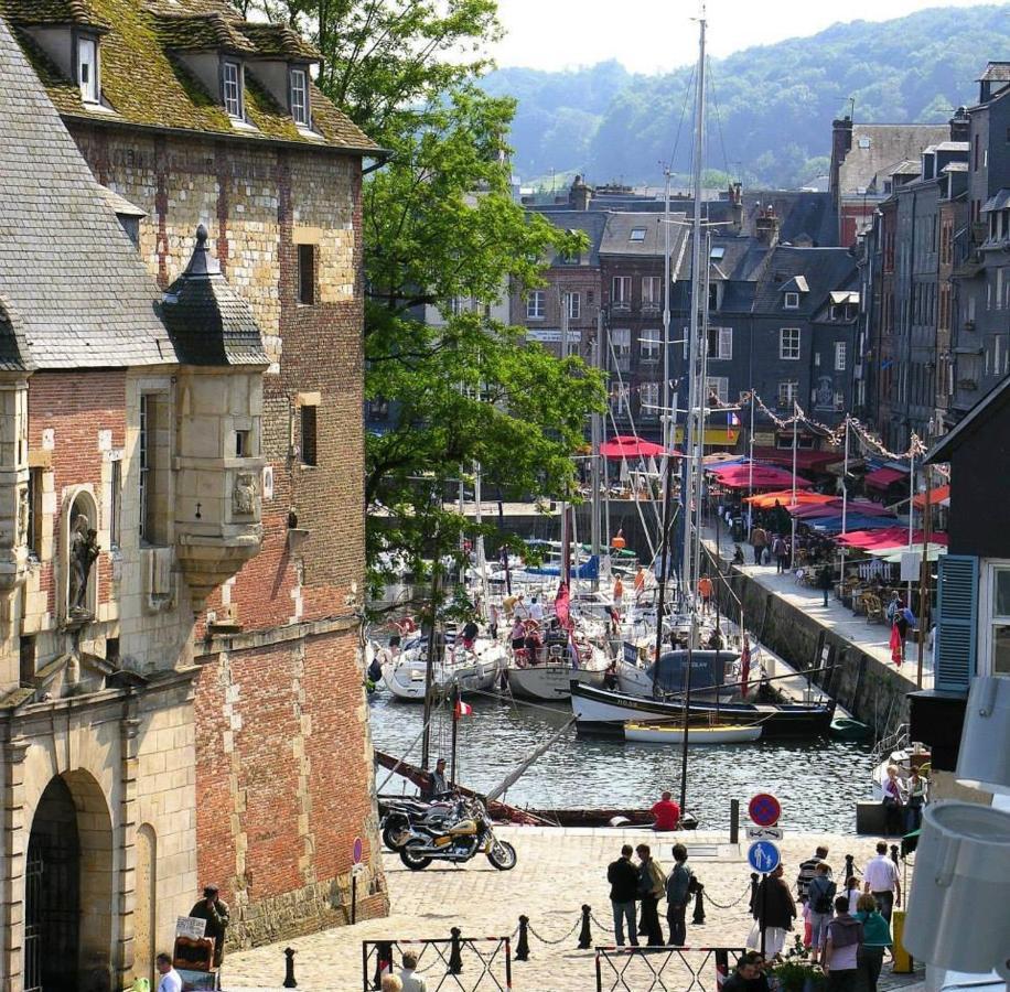 Le Key West Apartment Honfleur Bagian luar foto